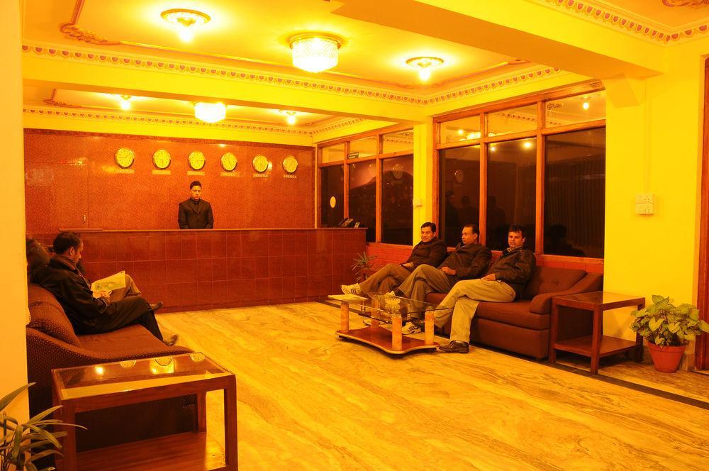 Hotel Brihaspati Катманду Экстерьер фото