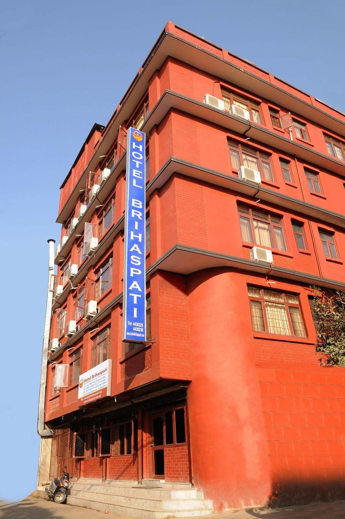 Hotel Brihaspati Катманду Экстерьер фото